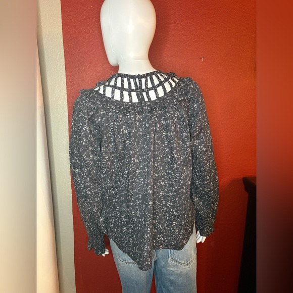 Christy Dawn- The Sydney Blouse in Print Gingko Black. Size M - Picture 5 of 10